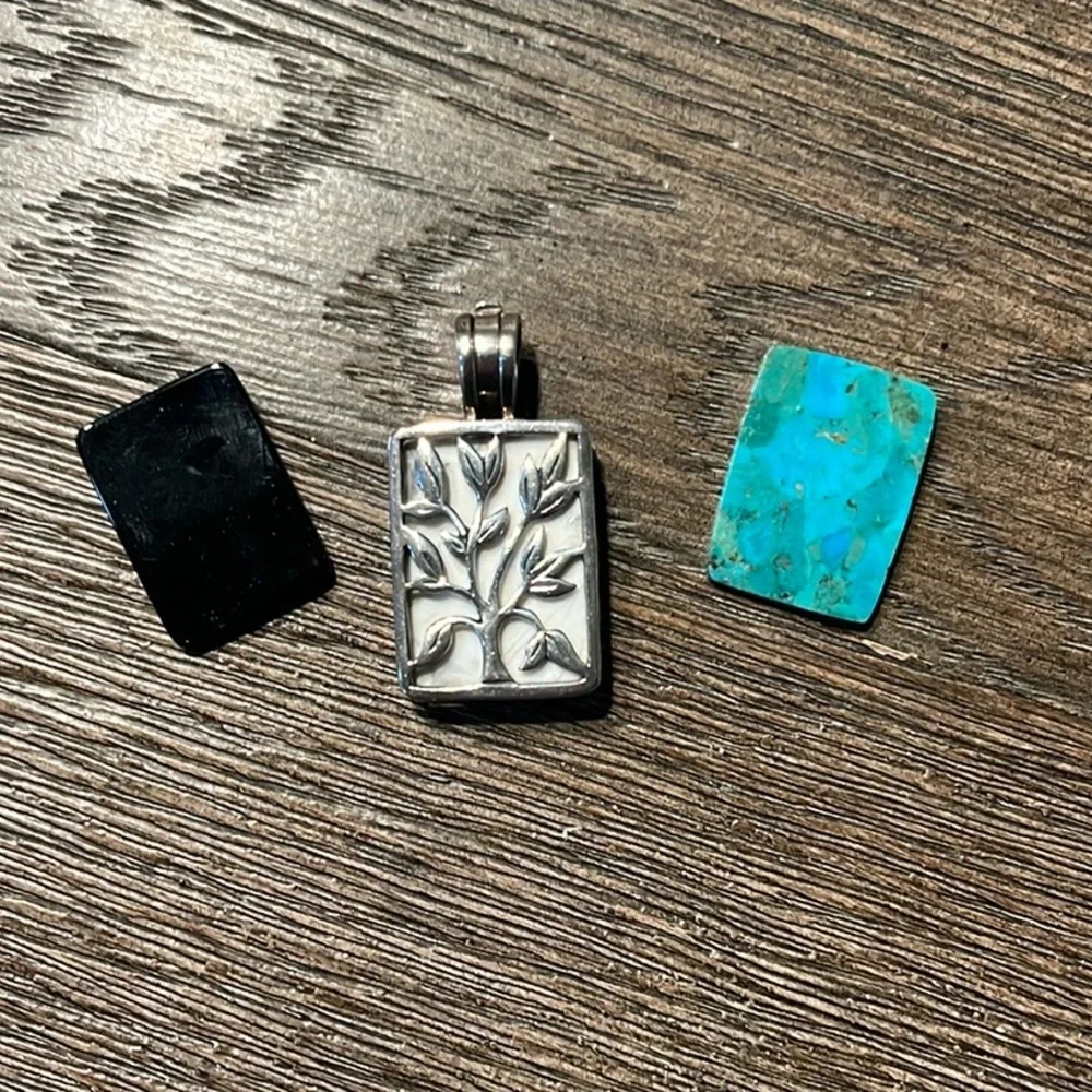 Silpada .925 Silver interchangeable pendant. Black Turquoise & white discs.